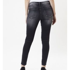 Mid rise ripped skinny jeans